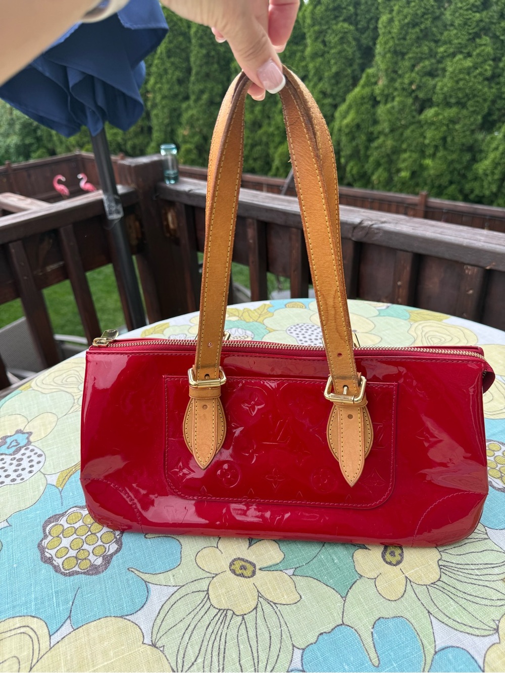 Authentic Louis Vuitton Rosewood Avenue Vernis Handbag